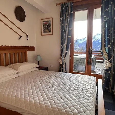 Stunning View And Spacious Terrace 200m From Gondola Apartment *