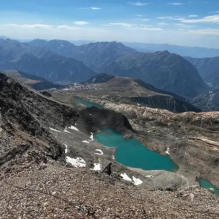 Stunning View And Spacious Terrace 200m From Gondola Oz