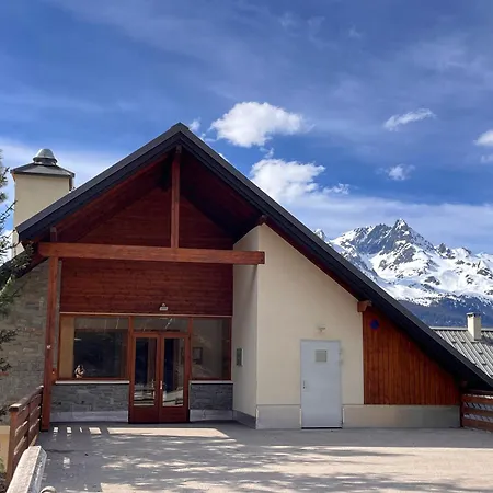 Stunning View And Spacious Terrace 200m From Gondola Apartment *
